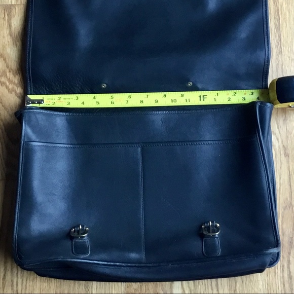 💼Host Pick! Coach Black Laptop Briefcase #6919💼 - Picture 4 of 6